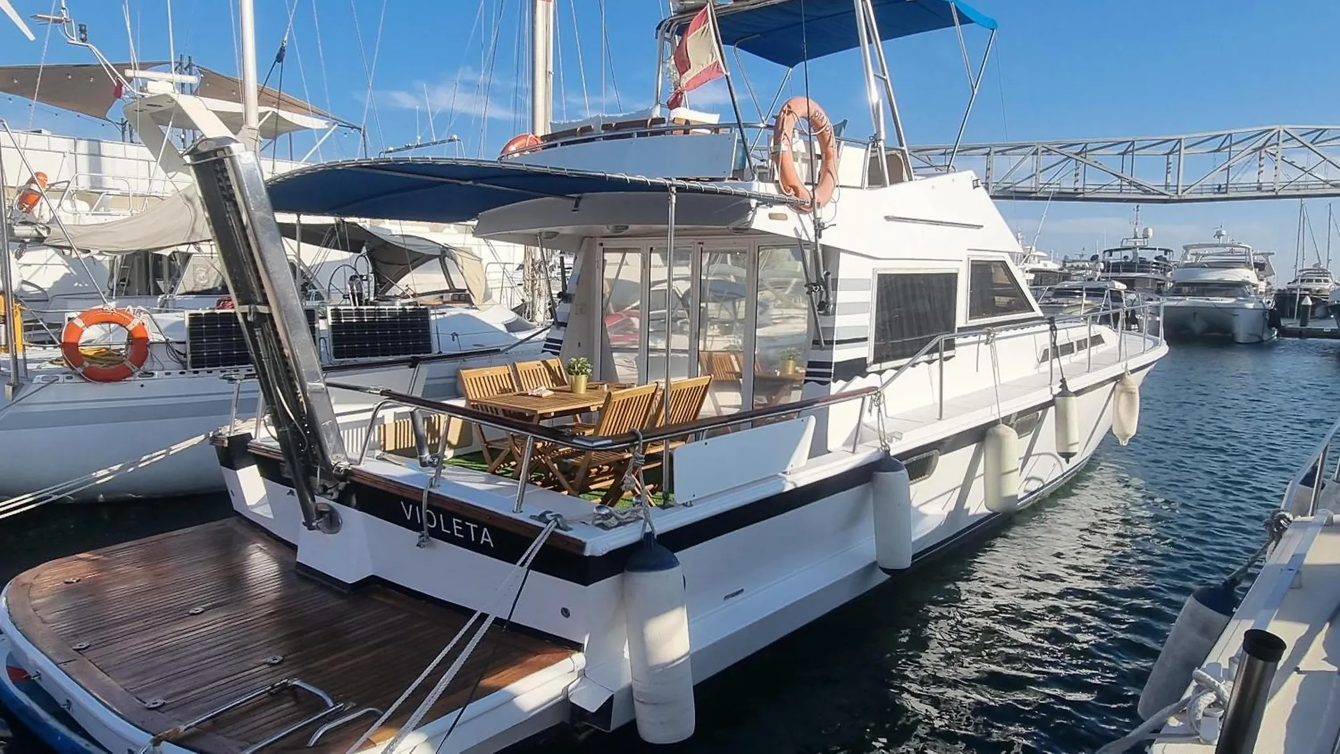 Hotel Beautiful And Comfy Boat In Barcelona With Boat Tour Option Bateau-hôtel