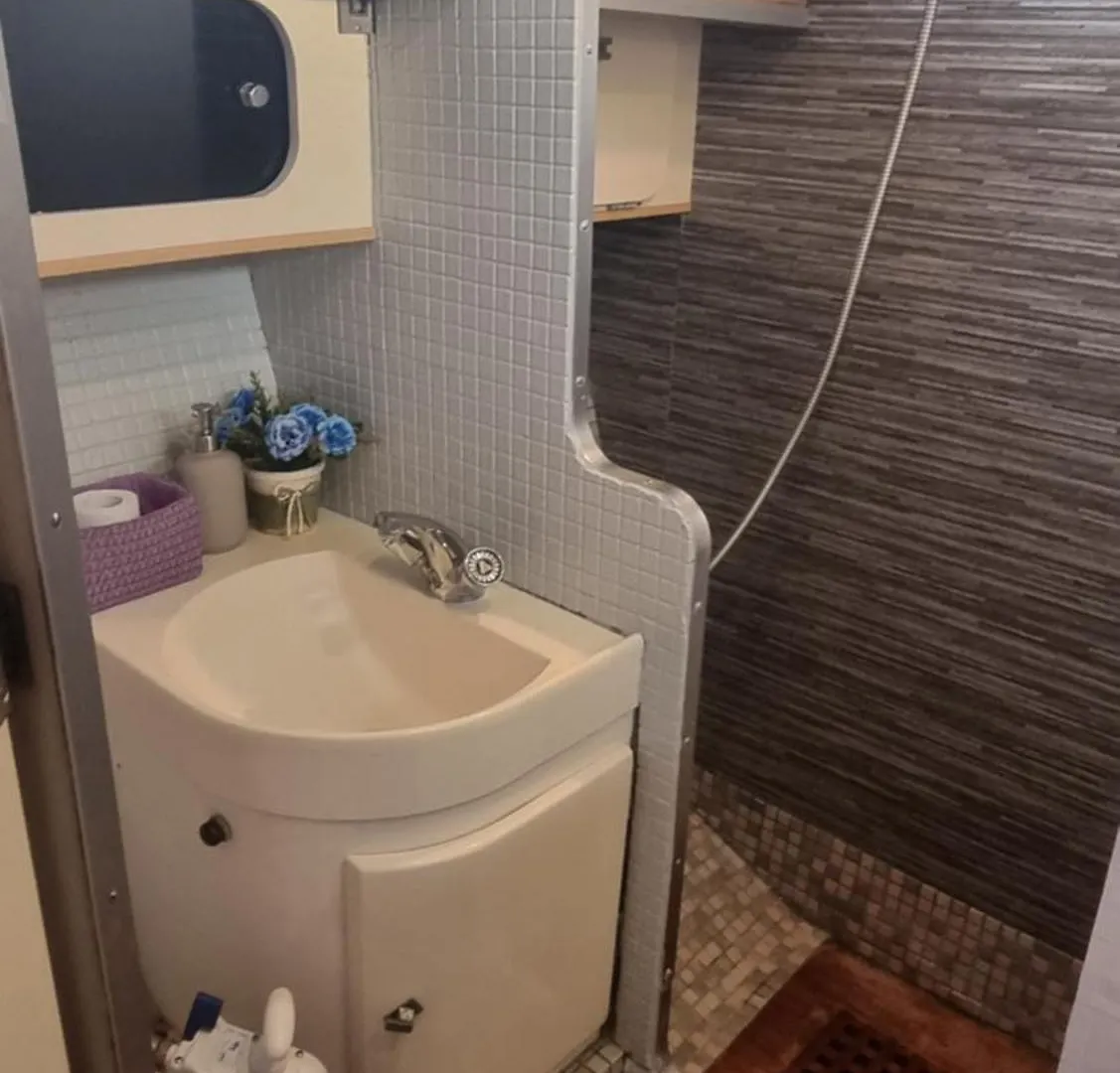 Hotel Beautiful And Comfy Boat In Barcelona With Boat Tour Option